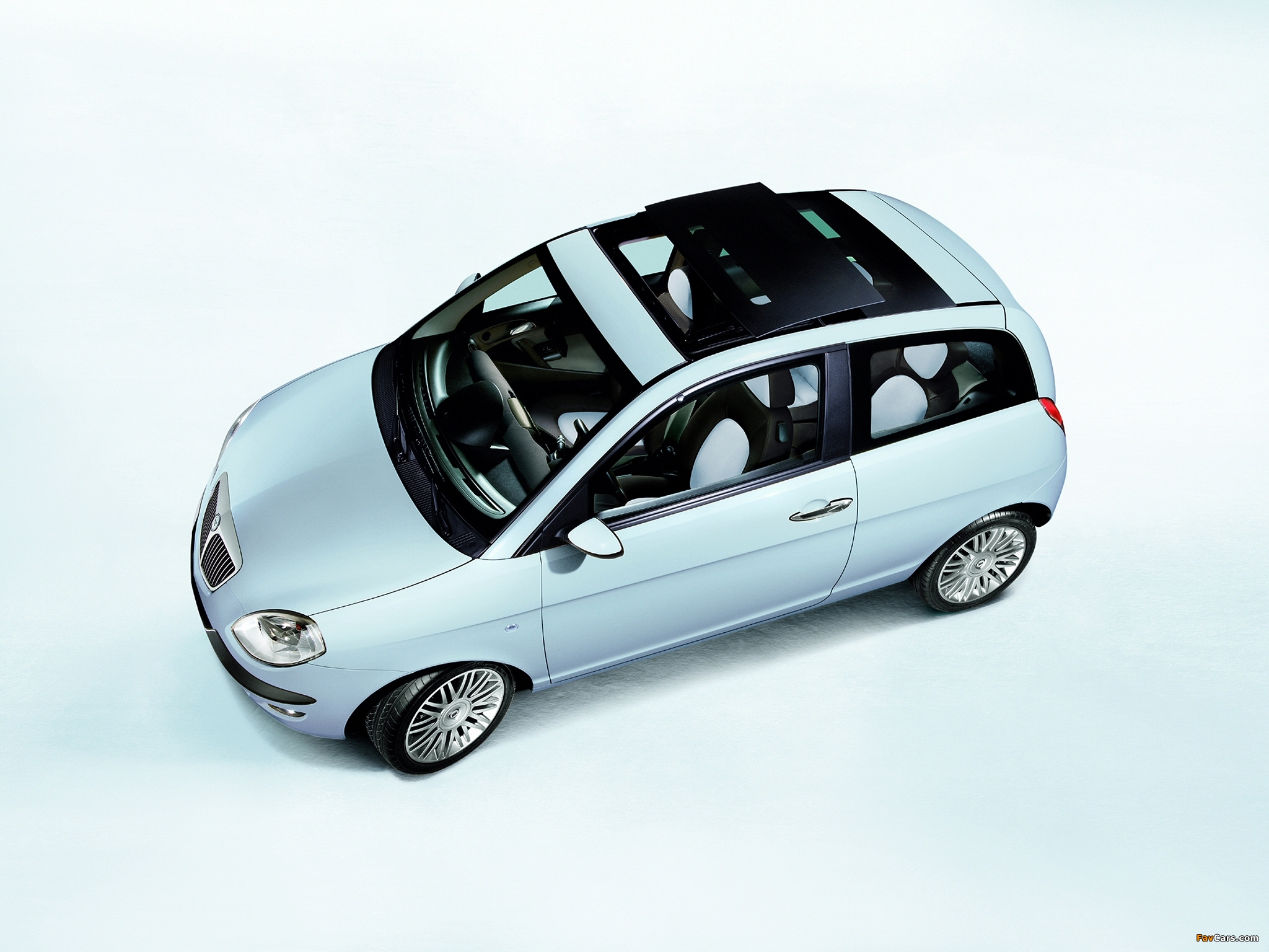 Lancia Ypsilon Limited Edition 2004 wallpapers (2048 x 1536)