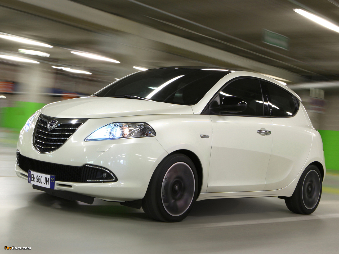 Lancia Ypsilon (846) 2011 wallpapers (1280 x 960)