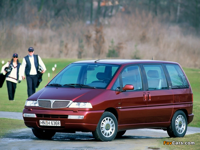 Lancia Z 1999–2002 pictures (640 x 480)