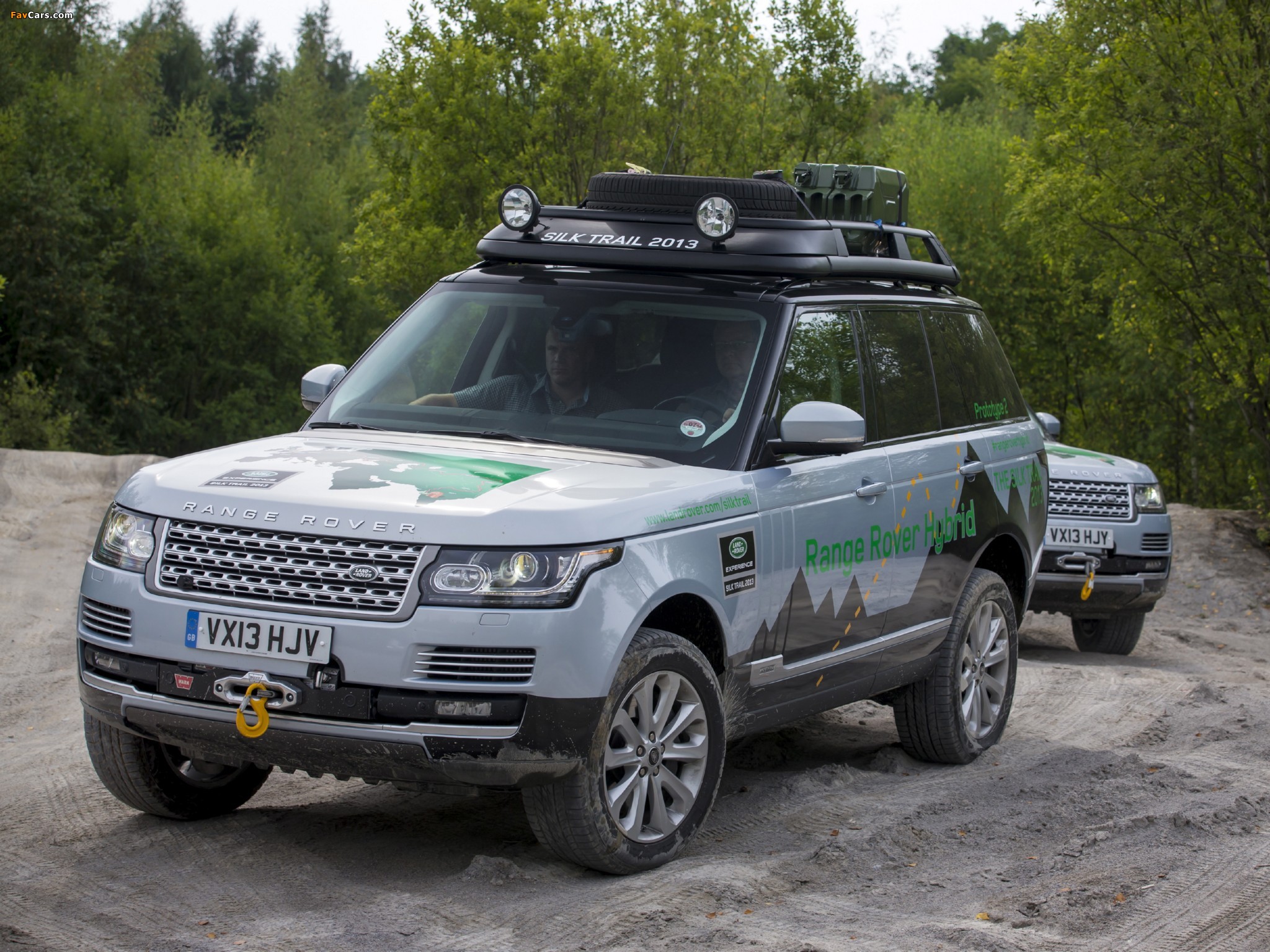 Range Rover Hybrid Prototype (L405) 2013 images (2048 x 1536)