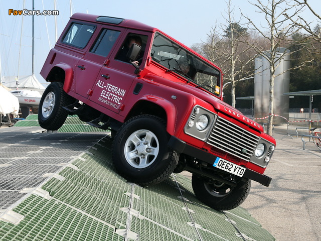 Land Rover Electric Defender Research Vehicle 2013 pictures (640 x 480)