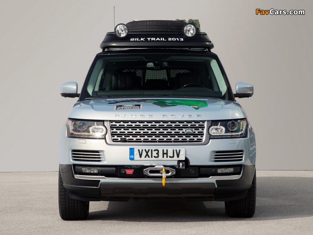 Photos of Range Rover Hybrid Prototype (L405) 2013 (640 x 480)