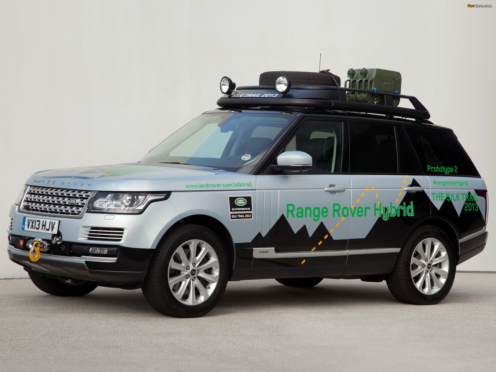 Photos of Range Rover Hybrid Prototype (L405) 2013 (2048 x 1536)