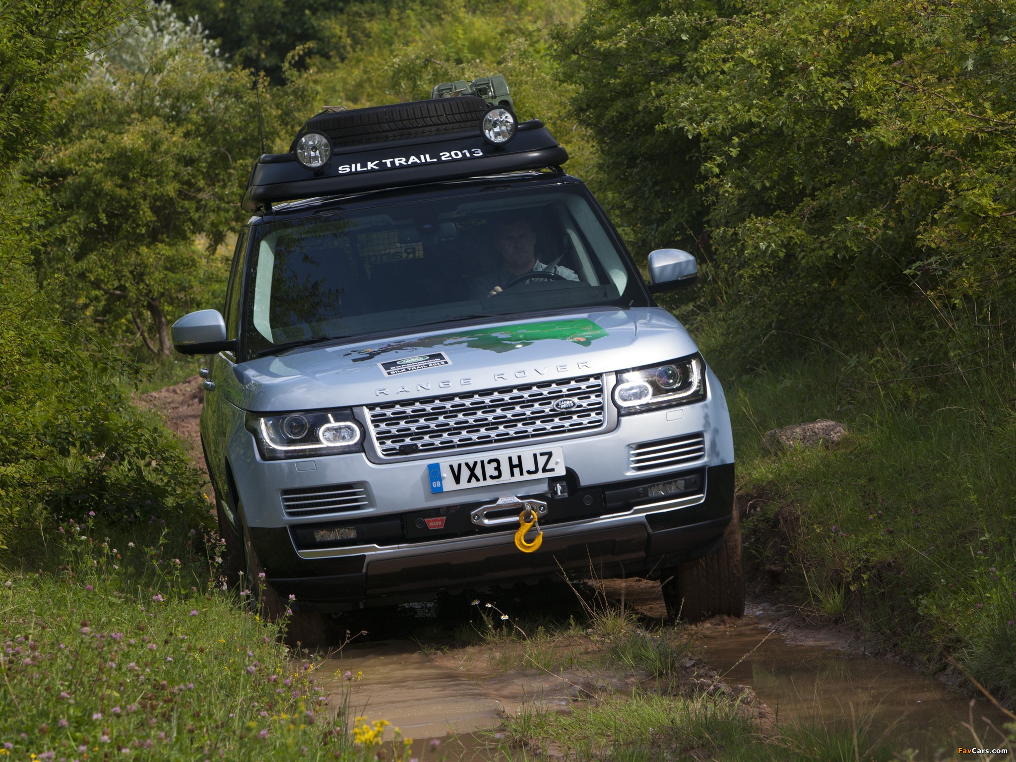 Pictures of Range Rover Hybrid Prototype (L405) 2013 (2048 x 1536)