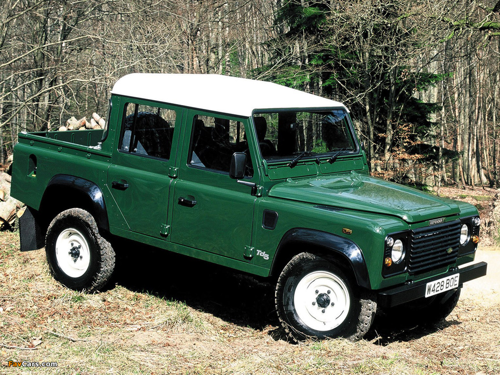 Images of Land Rover Defender 110 Double Cab Pickup UK-spec 1990–2007 (1024 x 768)