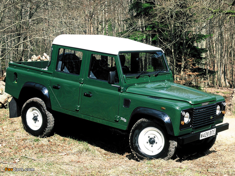 Images of Land Rover Defender 110 Double Cab Pickup UK-spec 1990–2007 (800 x 600)