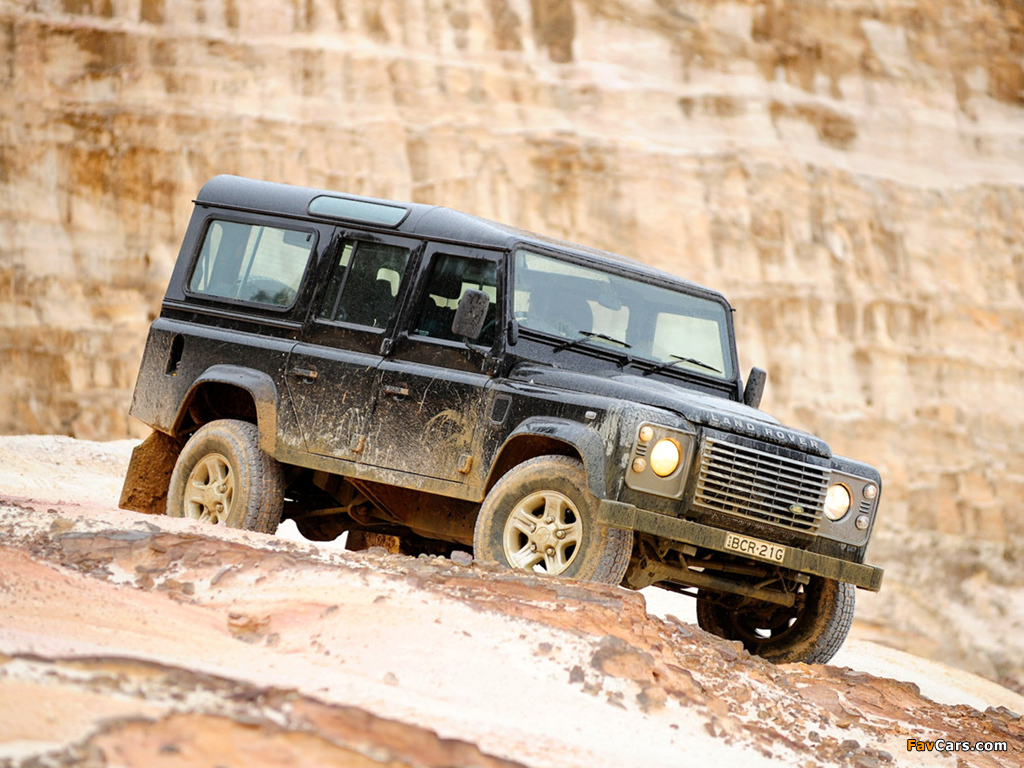 Images of Land Rover Defender 110 Station Wagon AU-spec 2007 (1024 x 768)