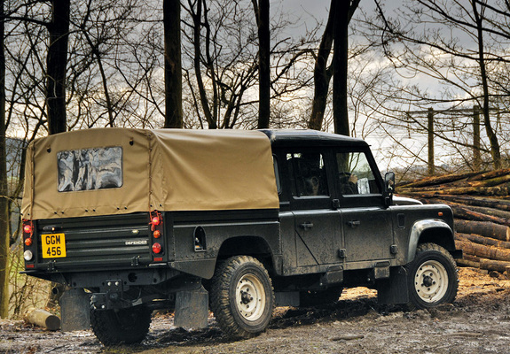 Images of Land Rover Defender 130 Double Cab High Capacity Pickup UK-spec 2007