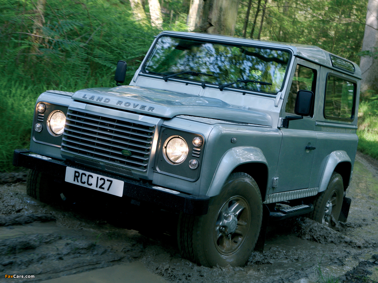 Images of Land Rover Defender 90 Station Wagon 2007 (1280 x 960)