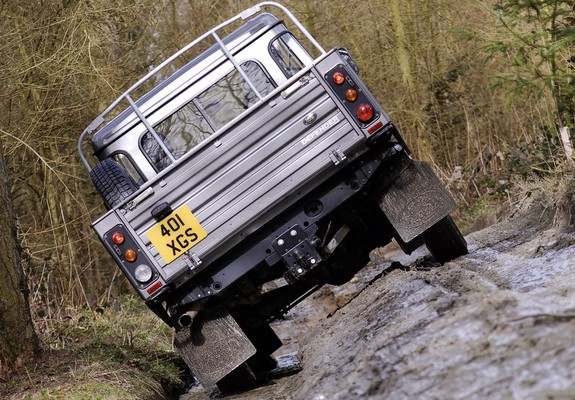 Images of Land Rover Defender 110 High Capacity Pickup 2007