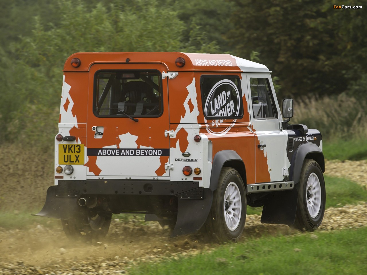 Images of Land Rover Defender Challenge Car 2014 (1280 x 960)