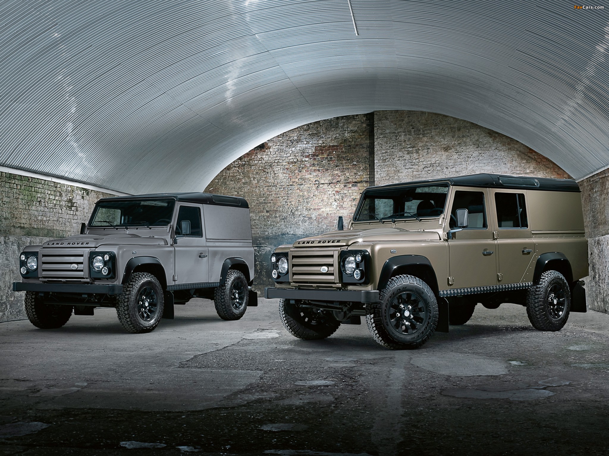 Images of Land Rover Defender (2048 x 1536)