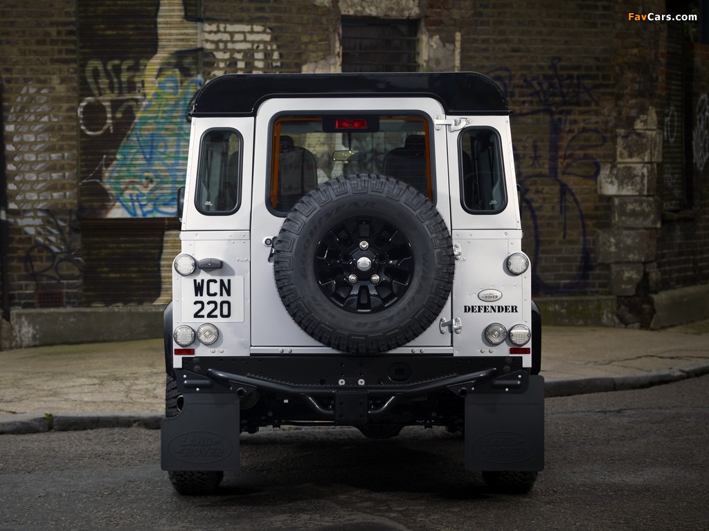 Images of Land Rover Defender 90 Station Wagon X-Tech 2011 (1024 x 768)