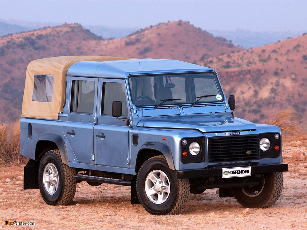 Land Rover Defender 110 Double Cab Pickup ZA-spec 1990–2007 images (1024 x 768)