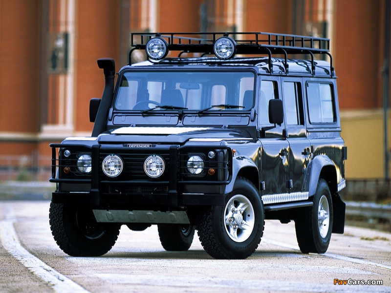 Land Rover Defender 110 Station Wagon AU-spec 1990–2007 wallpapers (800 x 600)