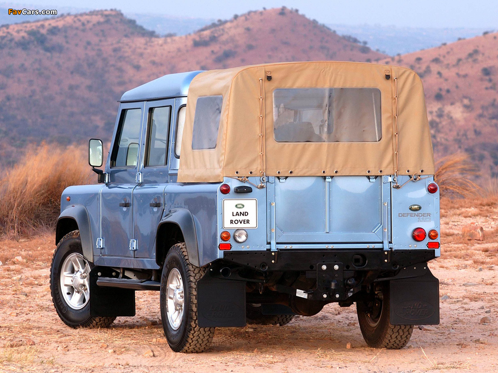 Land Rover Defender 110 Double Cab Pickup ZA-spec 1990–2007 wallpapers (1024 x 768)