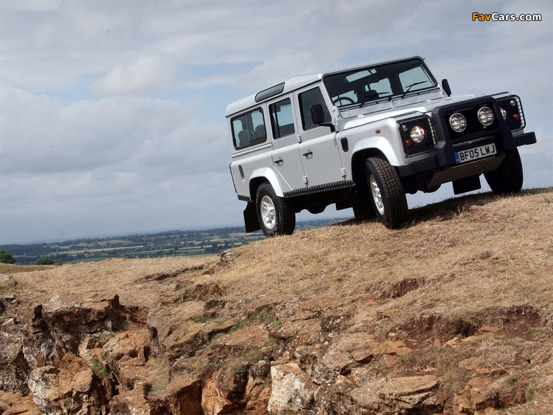 Land Rover Defender Silver Limited Edition 2005 pictures (800 x 600)