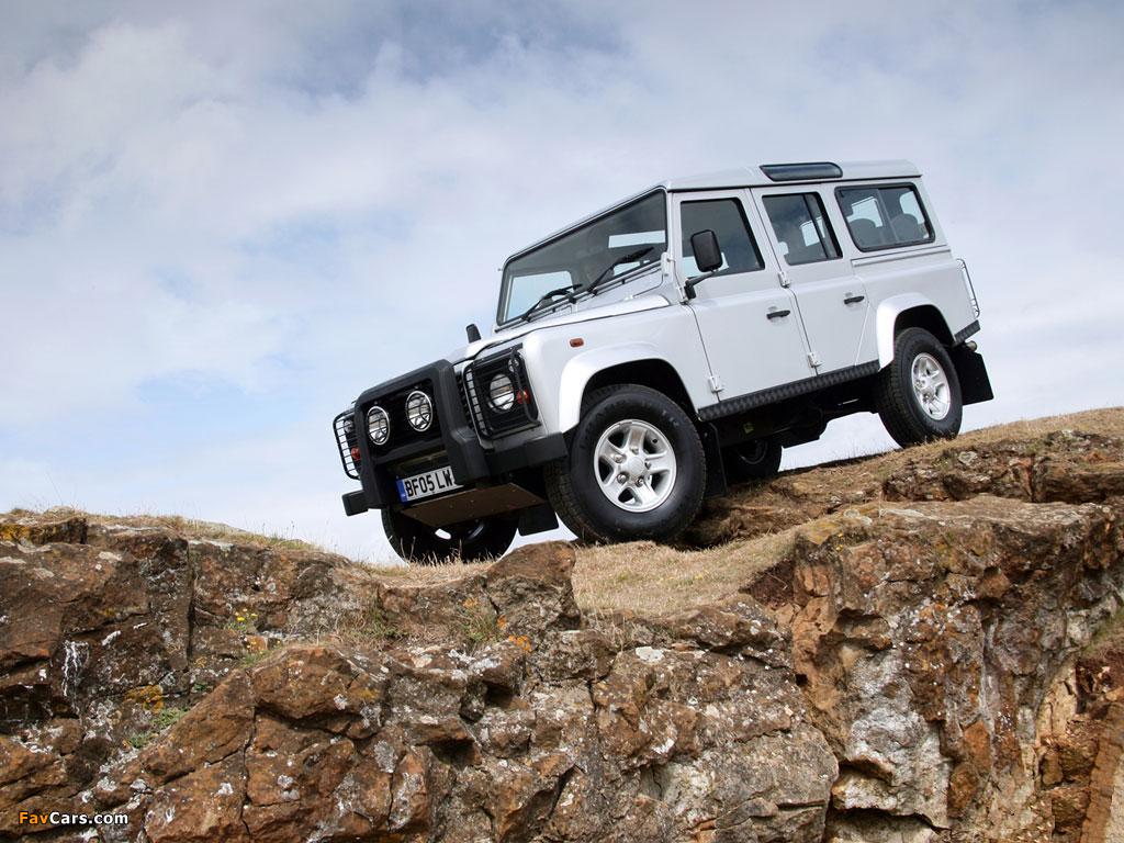 Land Rover Defender Silver Limited Edition 2005 wallpapers (1024 x 768)