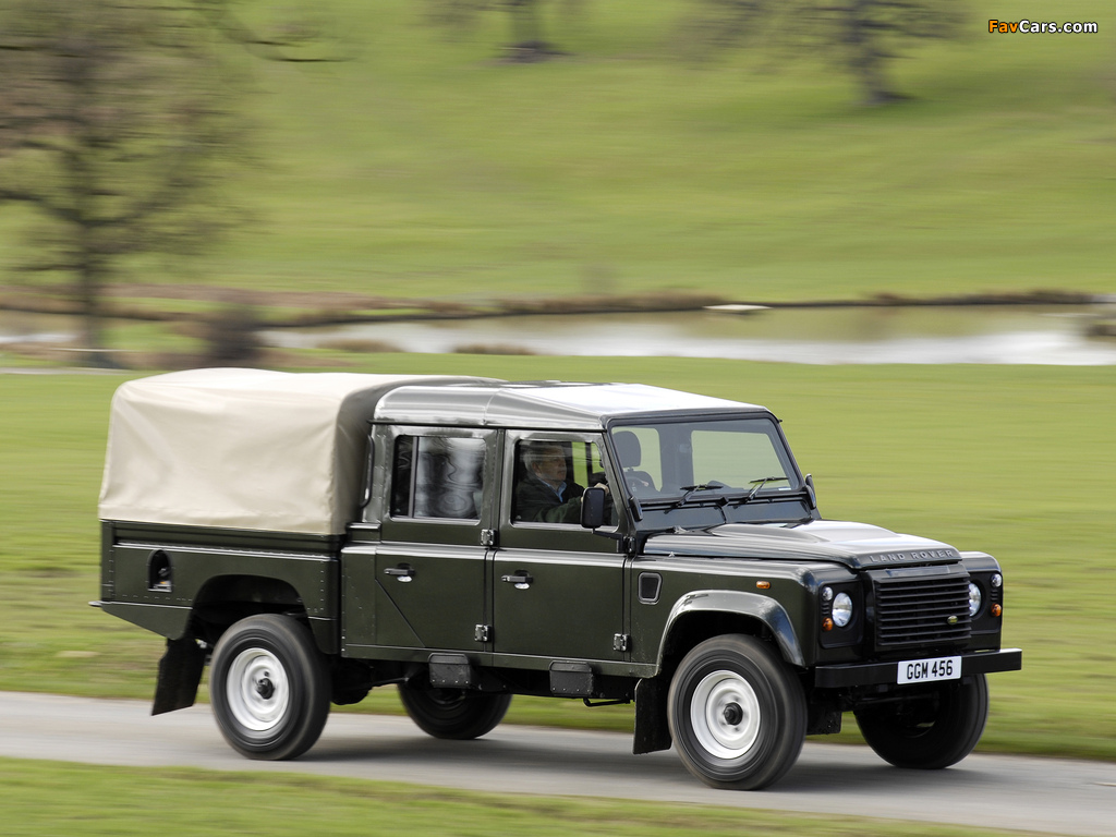 Land Rover Defender 130 Double Cab High Capacity Pickup UK-spec 2007 images (1024 x 768)