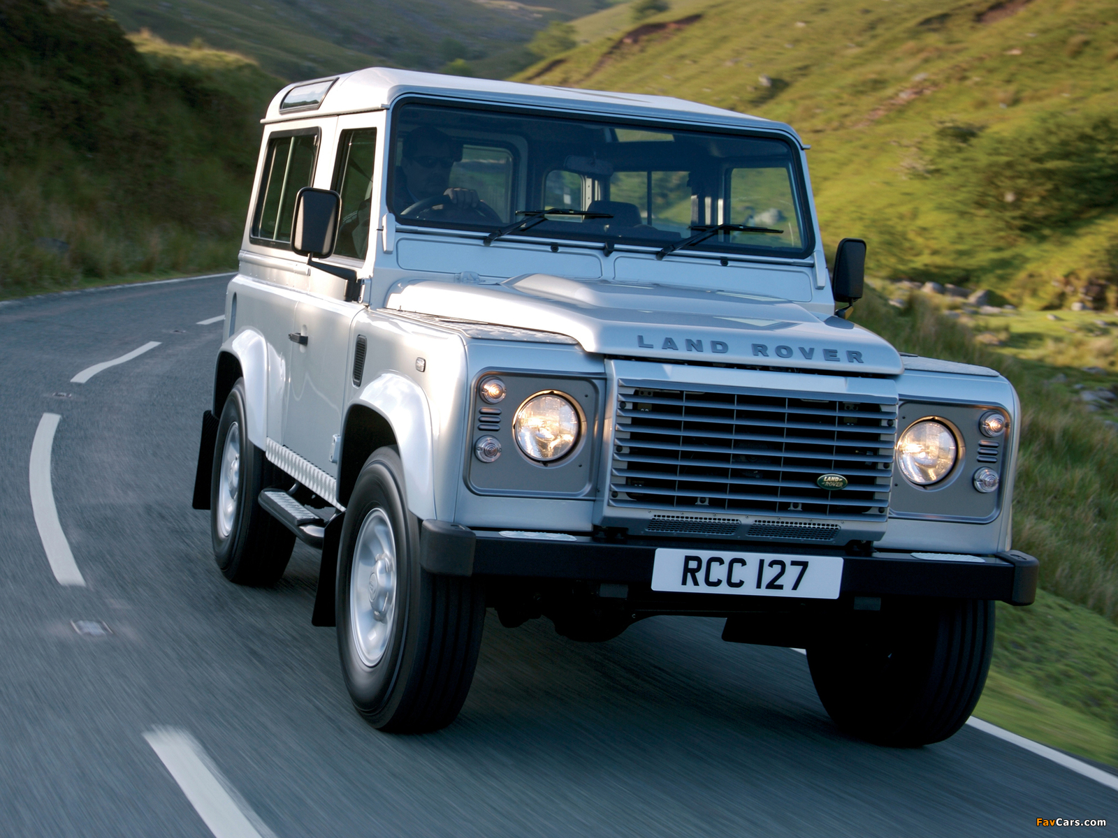 Land Rover Defender 90 Station Wagon 2007 photos (1600 x 1200)