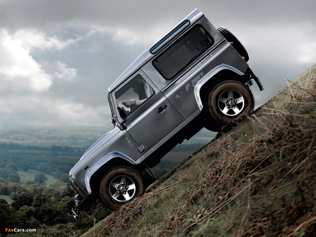 Land Rover Defender 90 Station Wagon EU-spec 2007 pictures (1024 x 768)