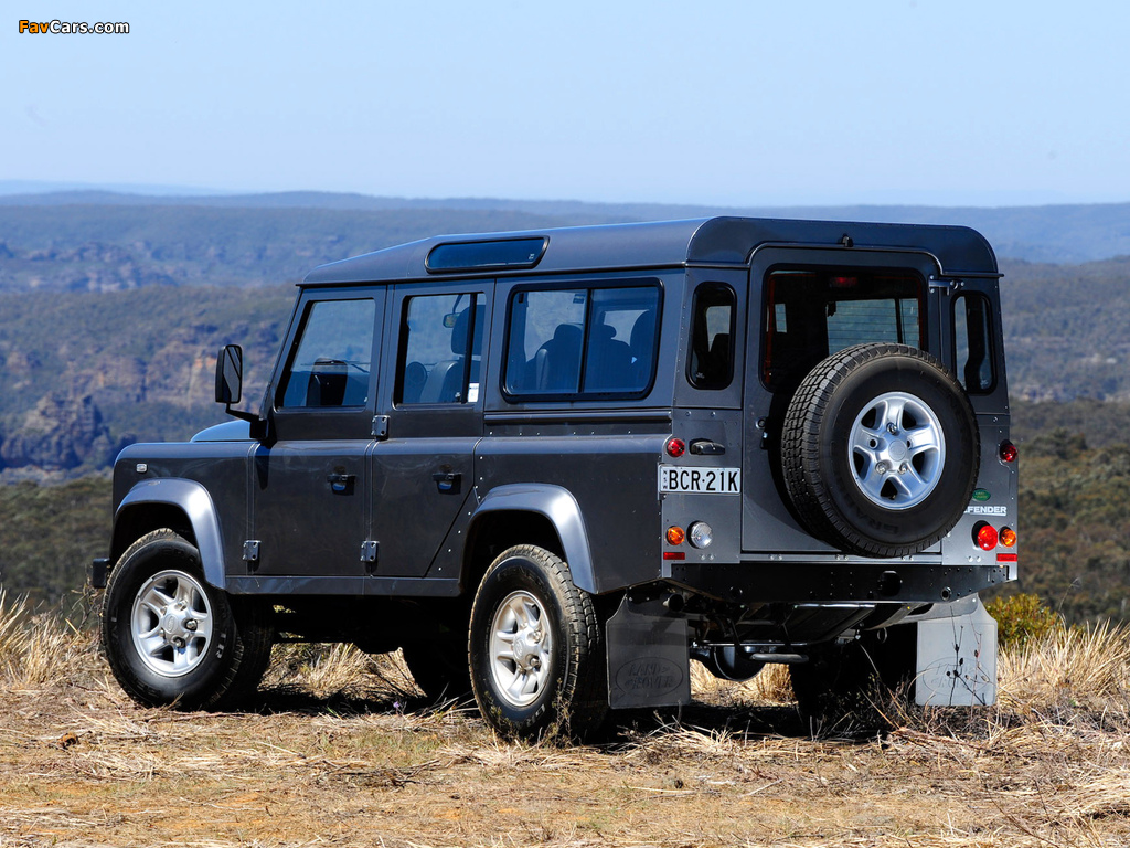 Land Rover Defender 110 Station Wagon AU-spec 2007 wallpapers (1024 x 768)