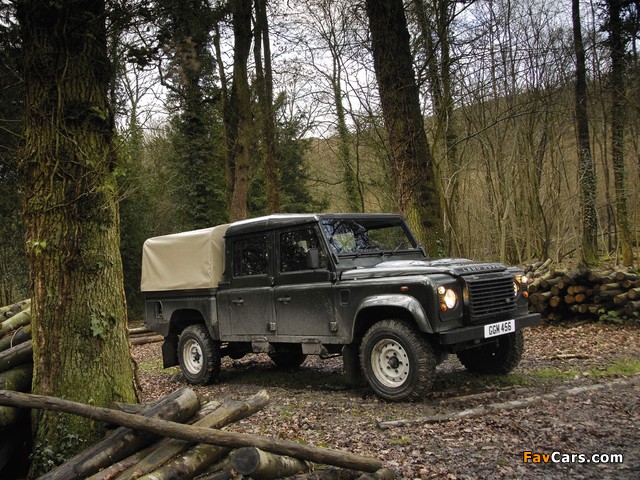 Land Rover Defender 130 Double Cab High Capacity Pickup UK-spec 2007 wallpapers (640 x 480)