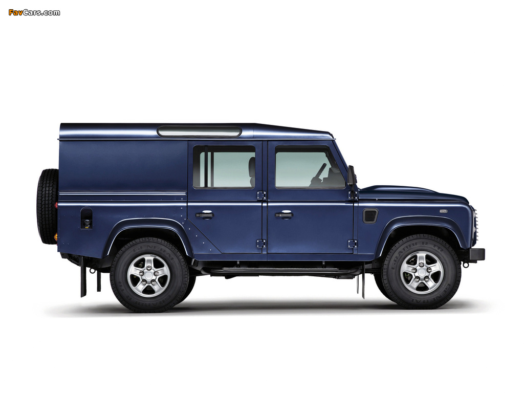 Land Rover Defender 110 Utility Wagon UK-spec 2009 pictures (1024 x 768)