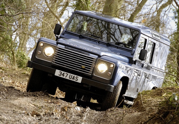 Land Rover Defender 110 Utility Wagon UK-spec 2009 wallpapers