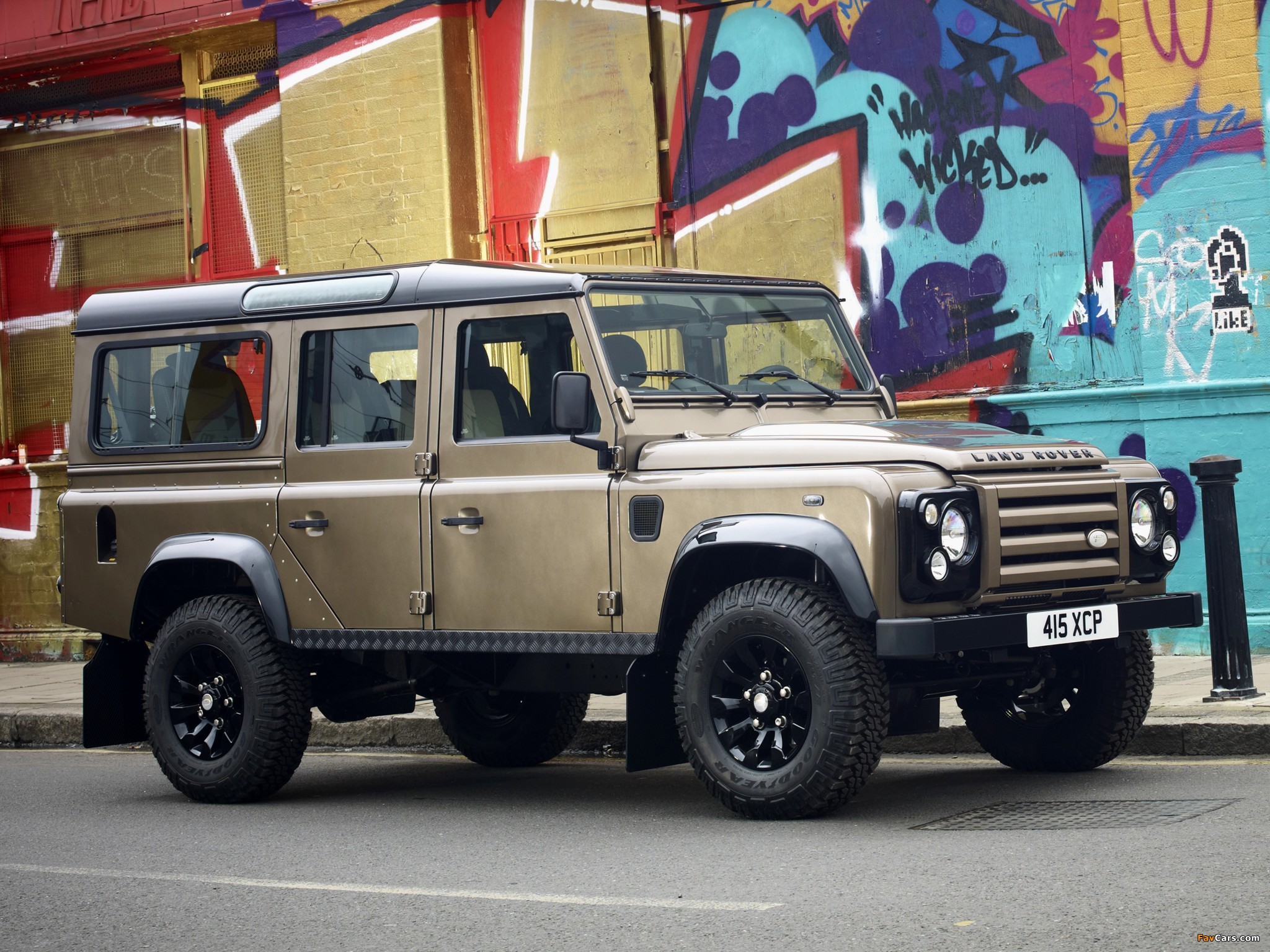 Land Rover Defender 110 Station Wagon Raw 2011 images (2048 x 1536)
