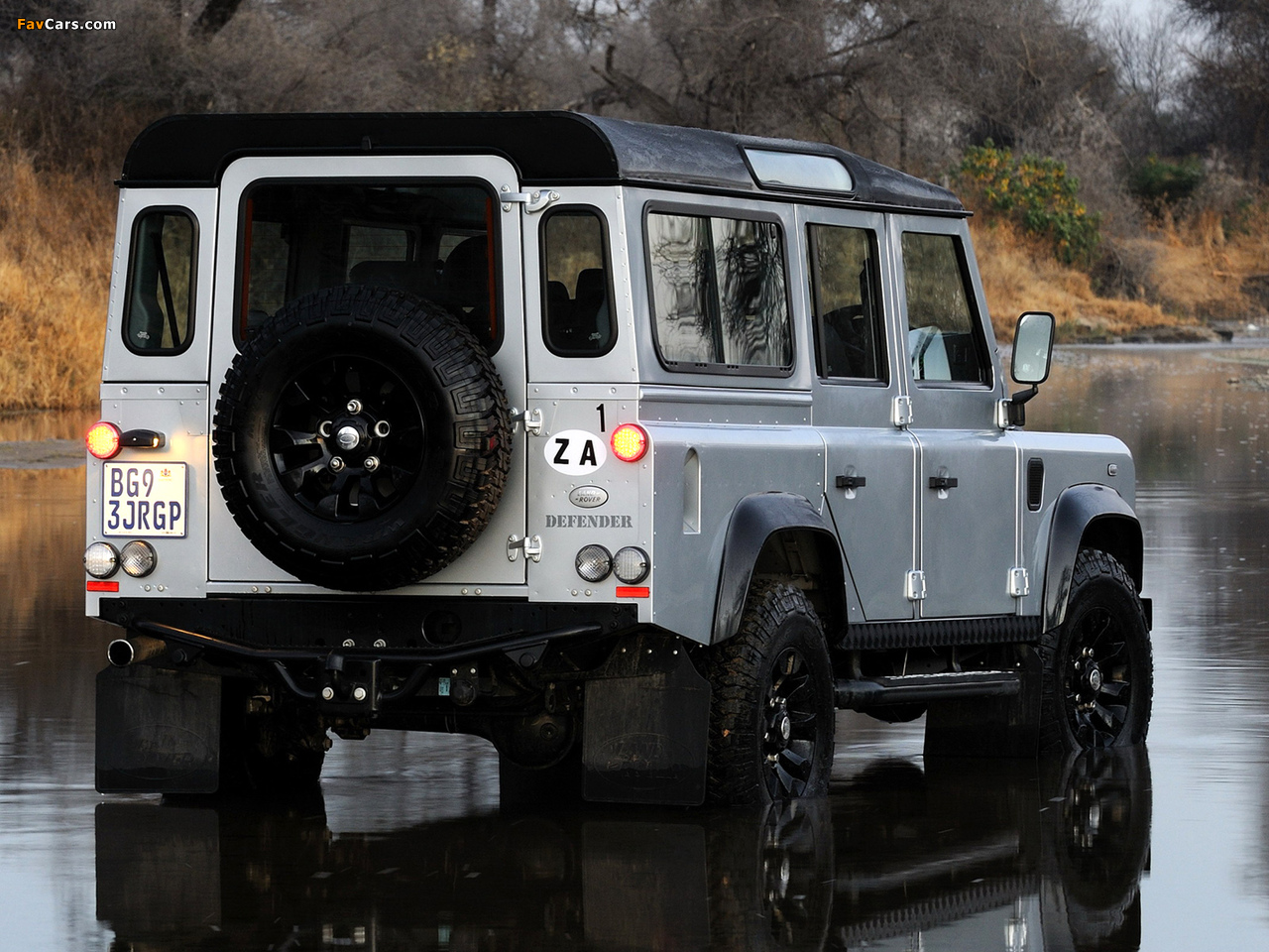 Land Rover Defender 110 Limited Edition 2011 pictures (1280 x 960)