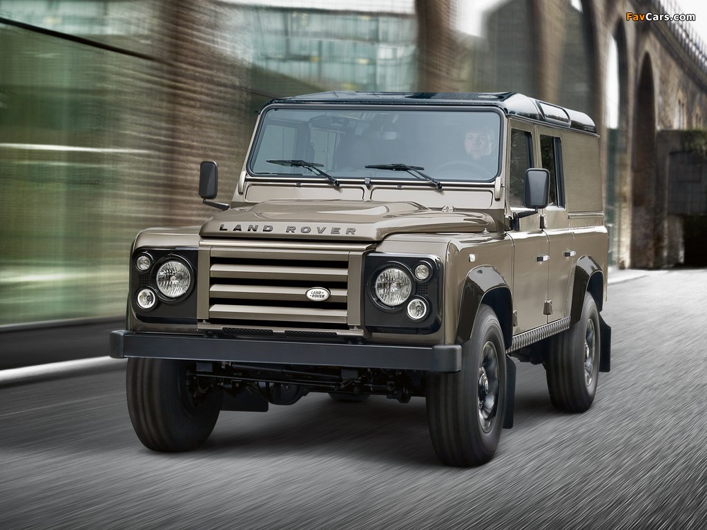Land Rover Defender 110 Utility Wagon X-Tech 2012 images (1024 x 768)