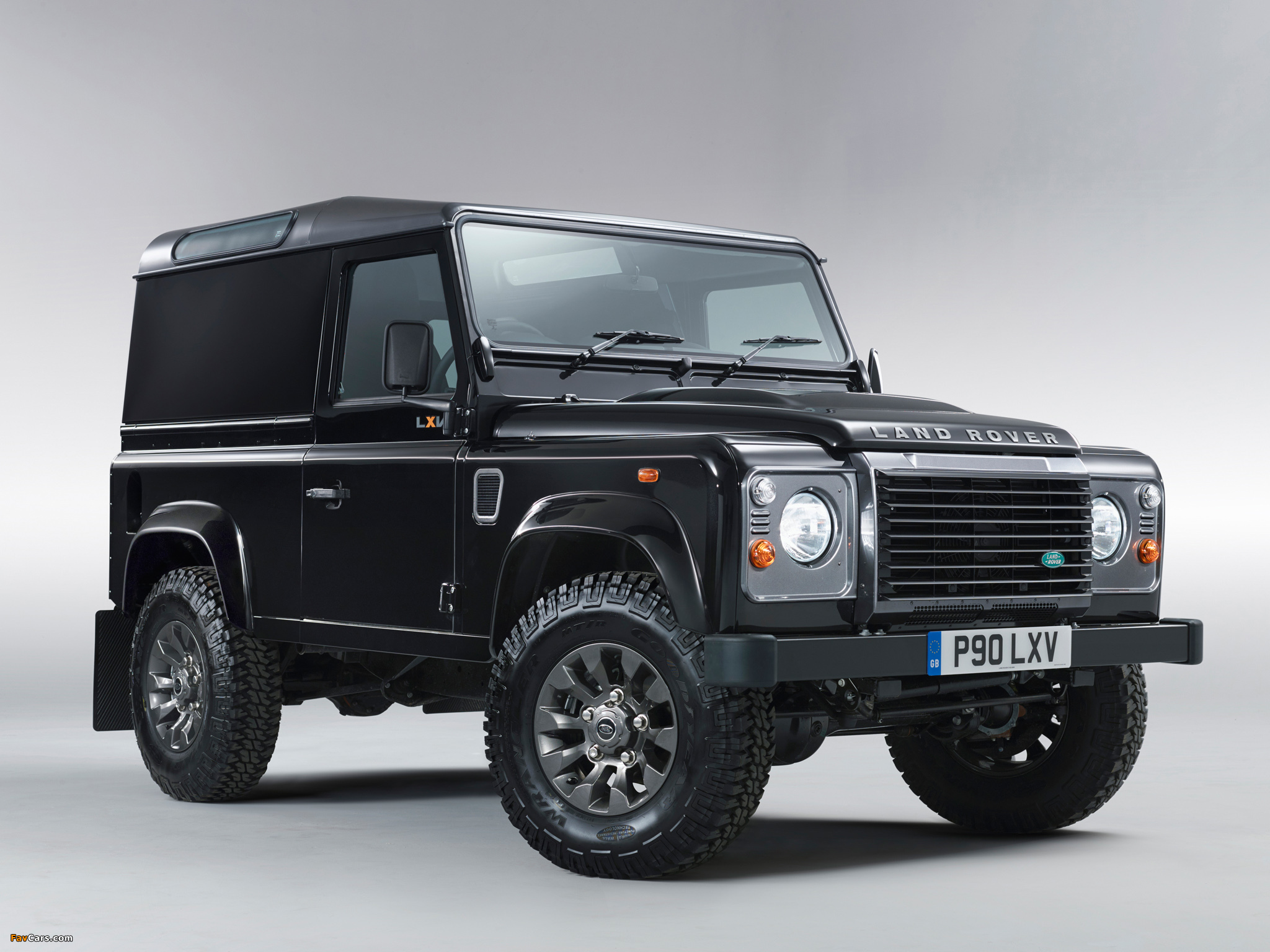 Land Rover Defender 90 LXV 2013 wallpapers (2048 x 1536)