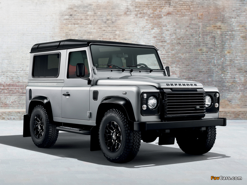 Land Rover Defender 90 Black Pack 2014 photos (800 x 600)