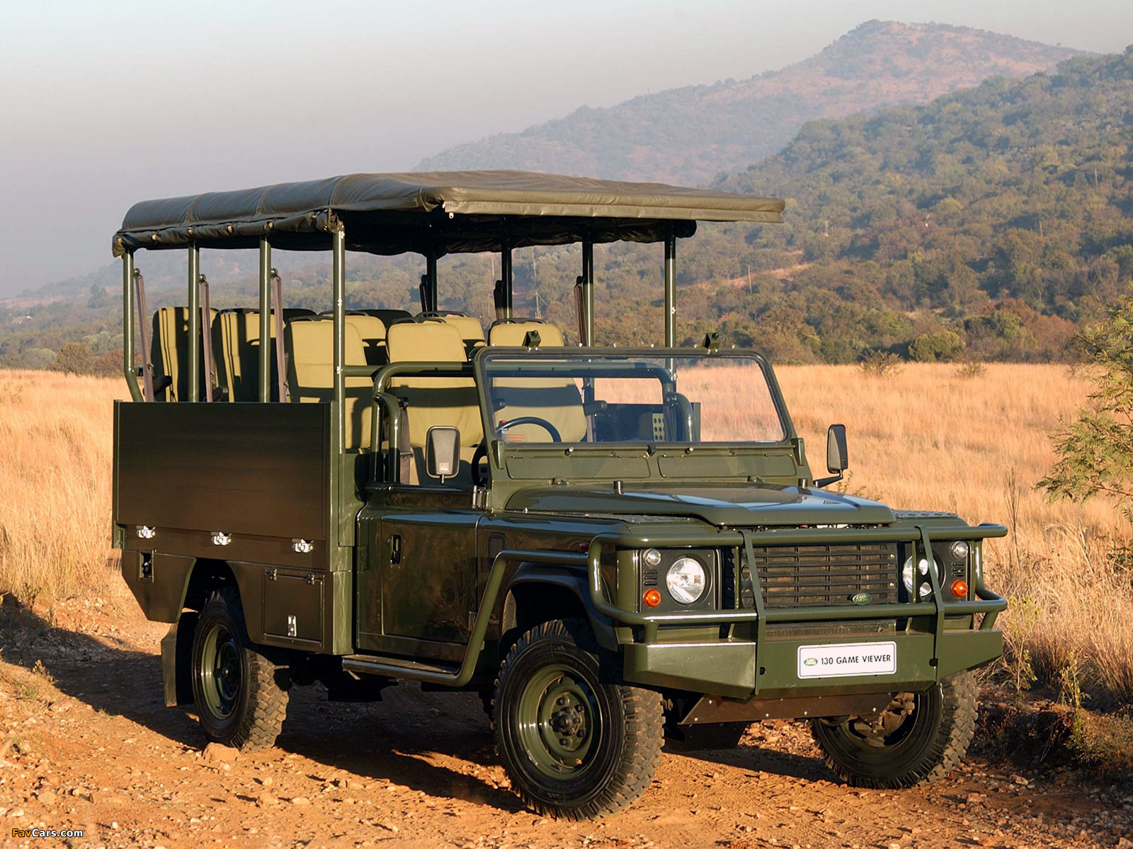 Land Rover Defender 130 Game Viewer images (1600 x 1200)