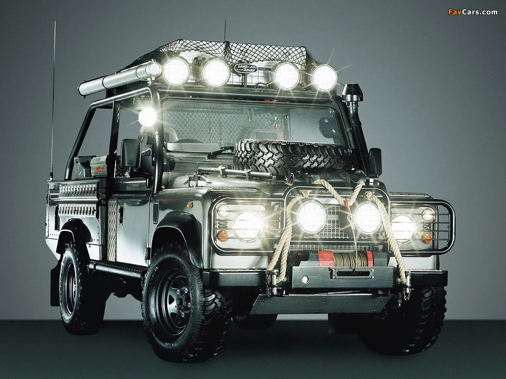 Land Rover Defender 90 Tomb Raider 2001 images (1024 x 768)