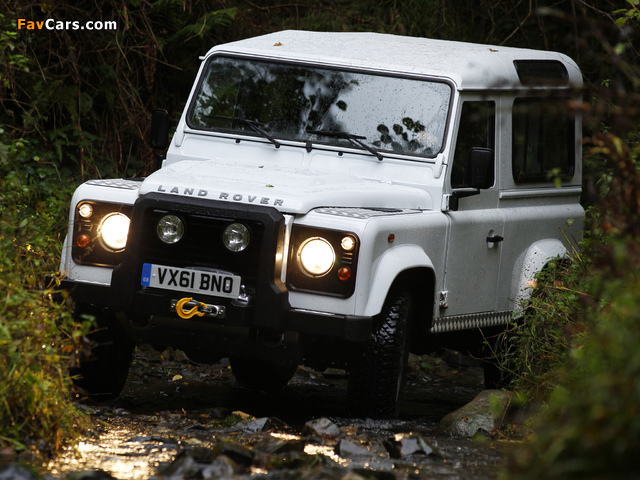 Land Rover Defender 90 Station Wagon EU-spec 2007 pictures (640 x 480)
