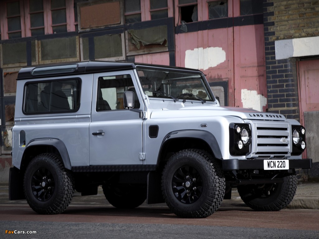 Land Rover Defender 90 Station Wagon X-Tech 2011 images (1024 x 768)