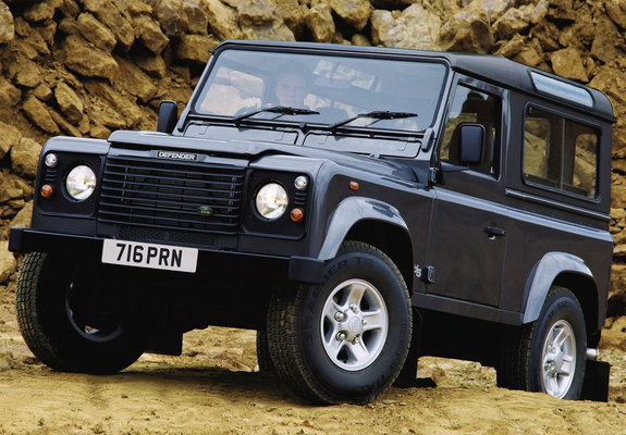 Photos of Land Rover Defender 90 Station Wagon 1990–2007