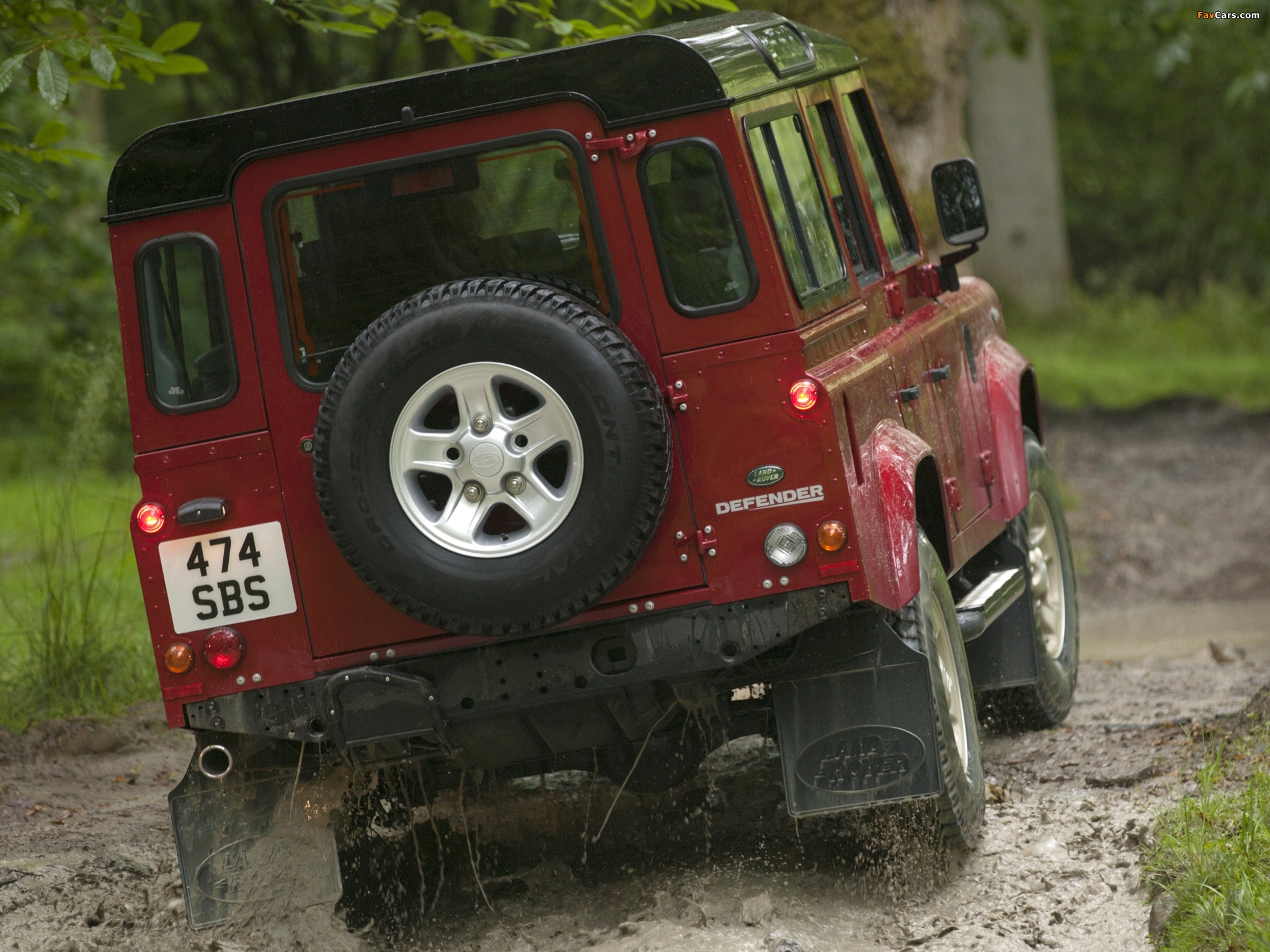 Photos of Land Rover Defender 110 Station Wagon EU-spec 2007 (2048 x 1536)