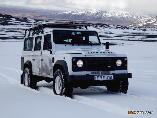 Photos of Land Rover Defender 110 Station Wagon EU-spec 2007 (640 x 480)