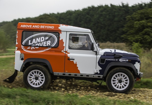 Photos of Land Rover Defender Challenge Car 2014