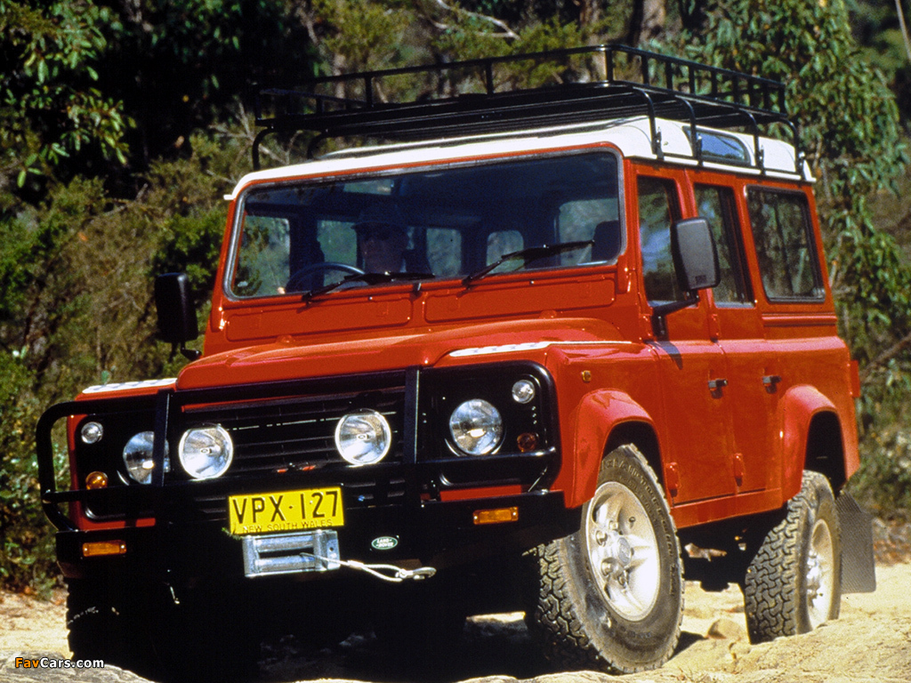 Pictures of Land Rover Defender 110 Station Wagon AU-spec 1990–2007 (1024 x 768)