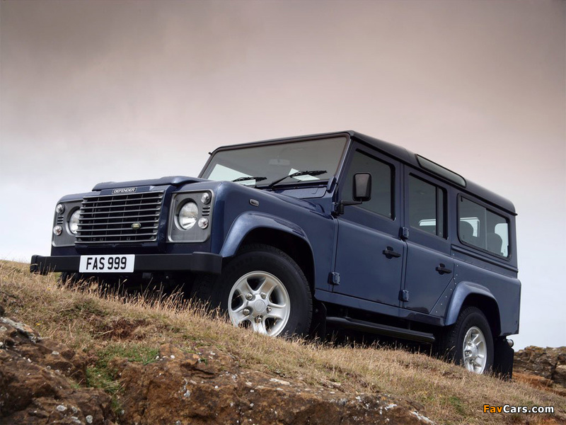 Pictures of Land Rover Defender 110 Station Wagon 1990–2007 (800 x 600)