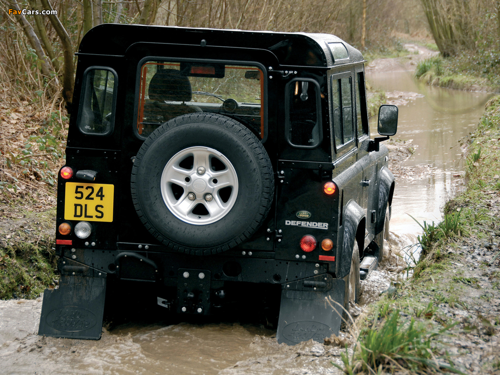 Pictures of Land Rover Defender 90 Station Wagon 2007 (1024 x 768)