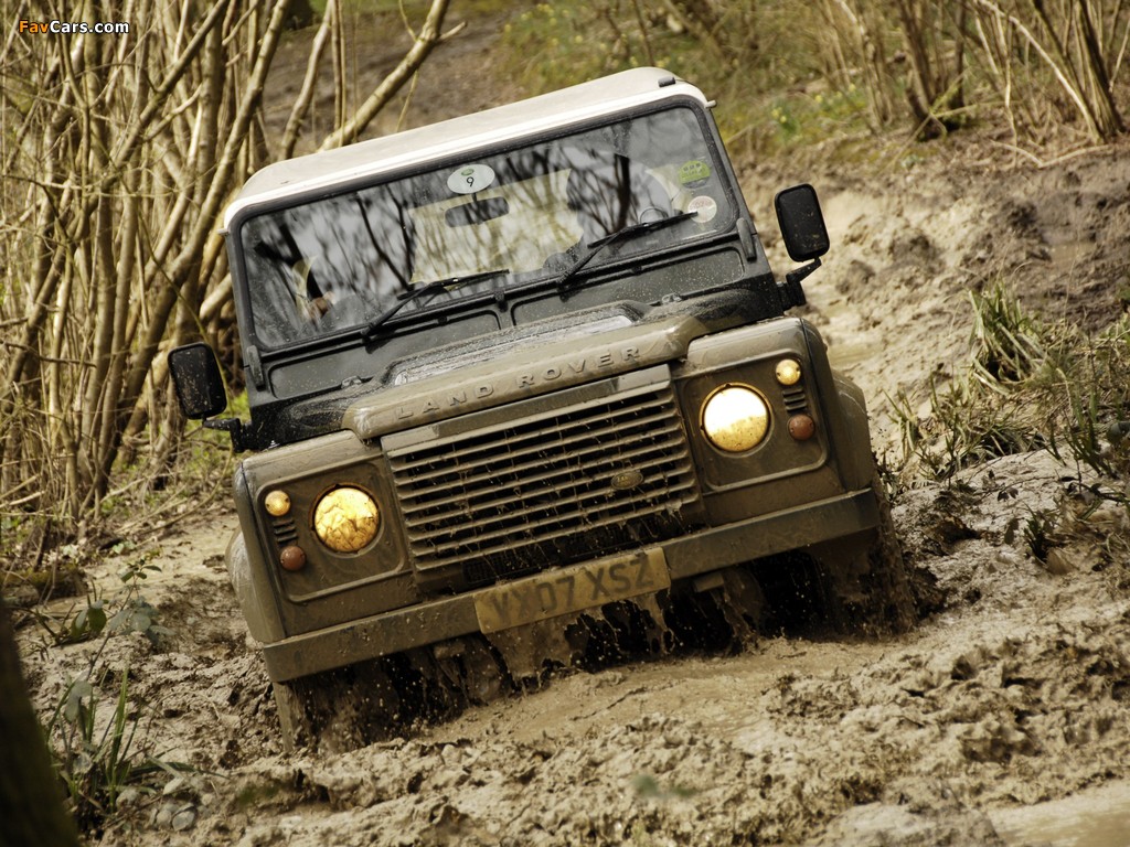 Pictures of Land Rover Defender 90 Station Wagon 2007 (1024 x 768)