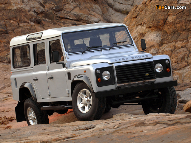 Pictures of Land Rover Defender 110 Station Wagon ZA-spec 2007 (640 x 480)