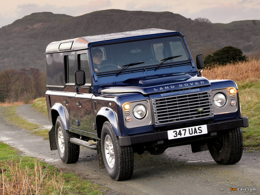 Pictures of Land Rover Defender 110 Utility Wagon UK-spec 2009 (1024 x 768)