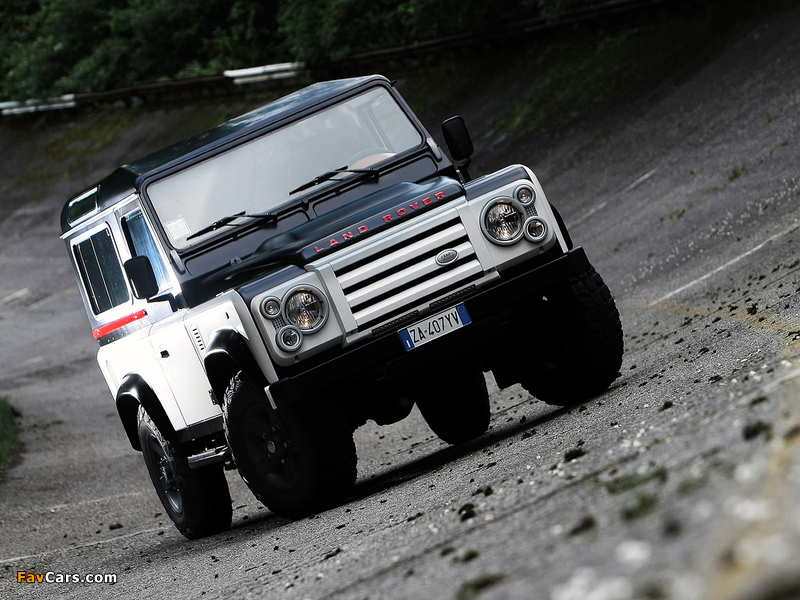 Pictures of Aznom Land Rover Defender 90 2010 (800 x 600)