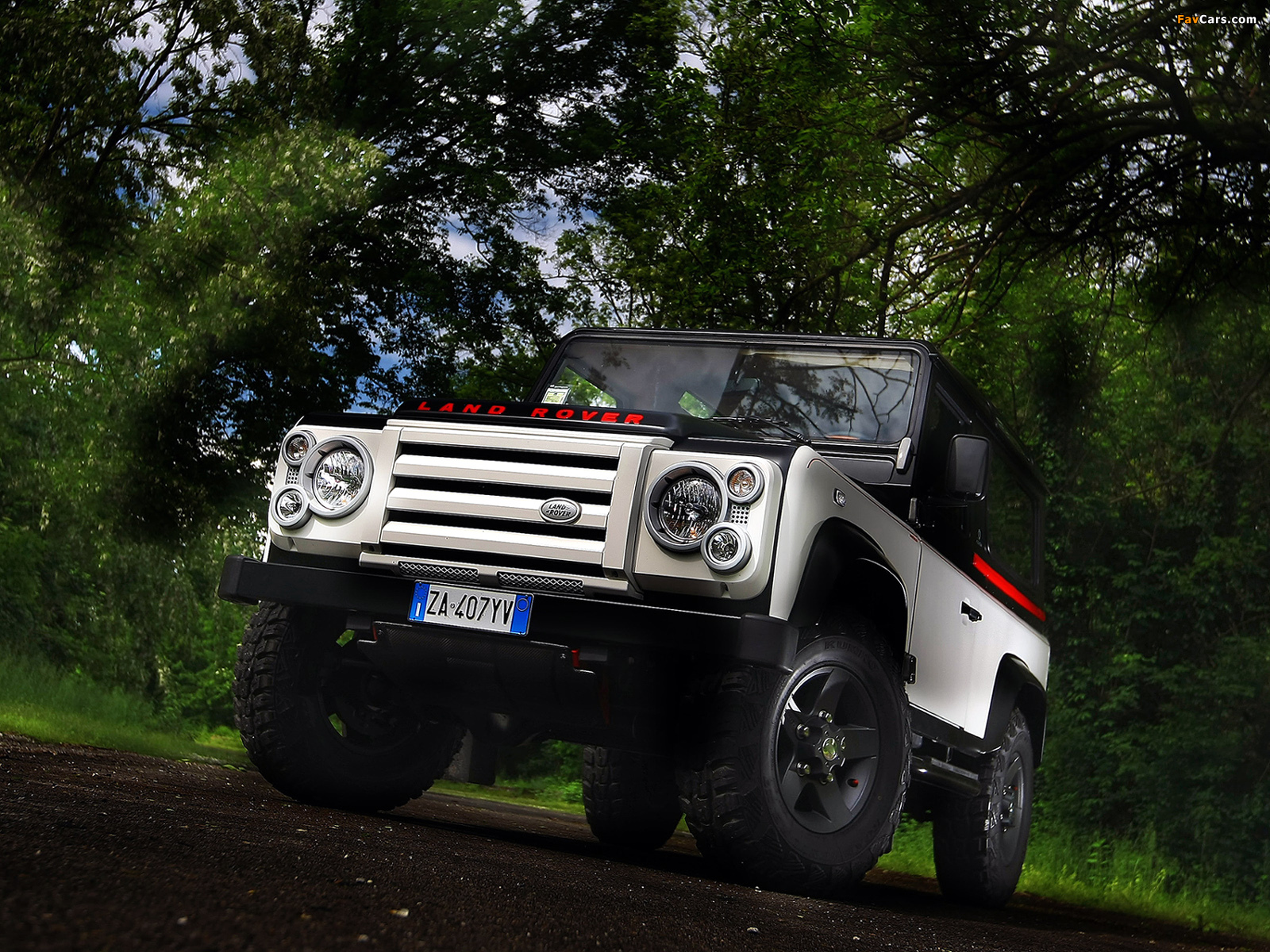 Pictures of Aznom Land Rover Defender 90 2010 (1600 x 1200)